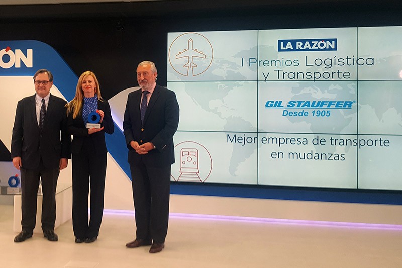 GIL STAUFFER RECIBE EL I PREMIO DE LA RAZÓN A LA MEJOR EMPRESA DE MUDANZAS GIL STAUFFER RECIBE EL I PREMIO DE LA RAZÓN A LA MEJOR EMPRESA DE MUDANZAS