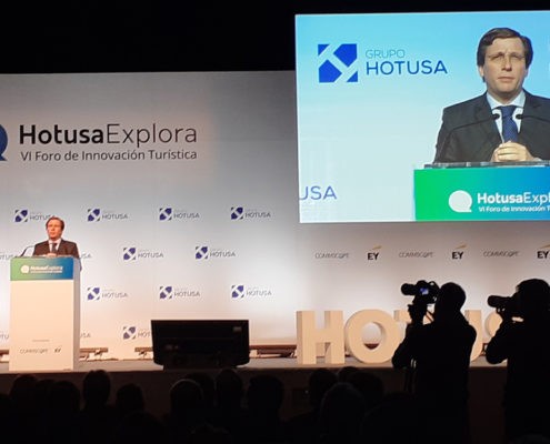 GIL STAUFFER ASISTE EN MADRID A HOTUSA