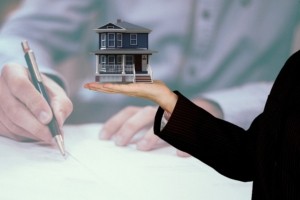 Consejos para comprar una casa - firma de contrato