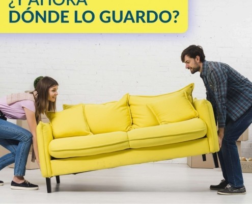 Ventajas de contratar un servicio de guardamuebles Ventajas de contratar un servicio de guardamuebles - Pareja intentando mover un sofá