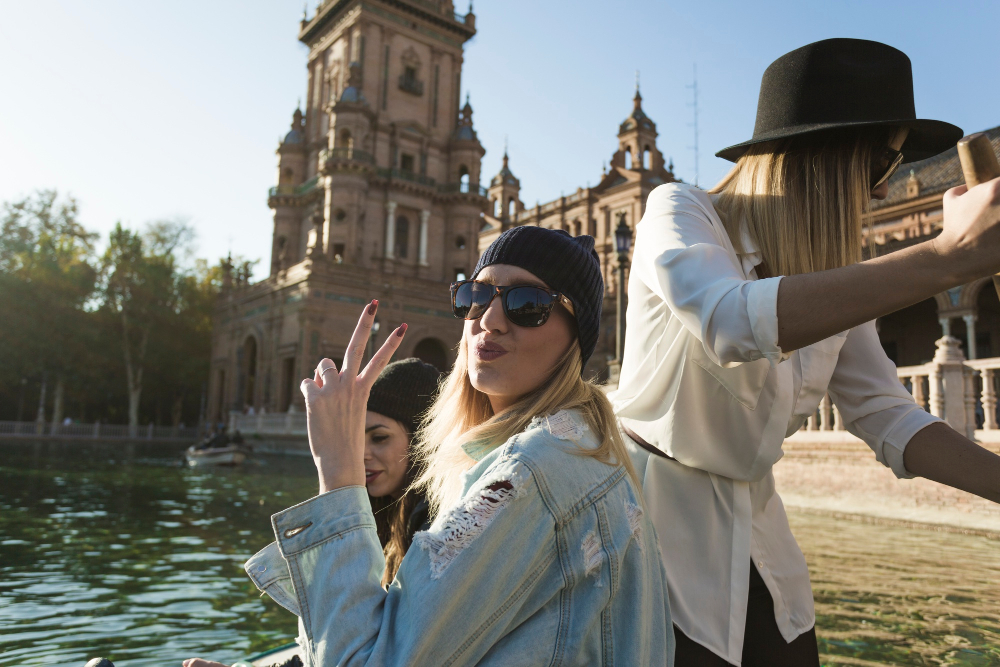 Precio de un guardamuebles en Barcelona y diferencias respecto a los trasteros