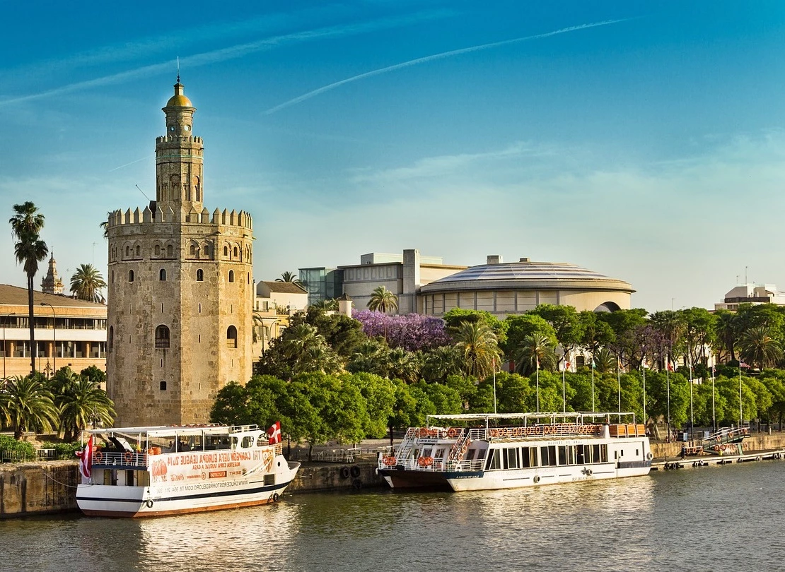 torre-del-oro-desde-guadalquivir-sevilla