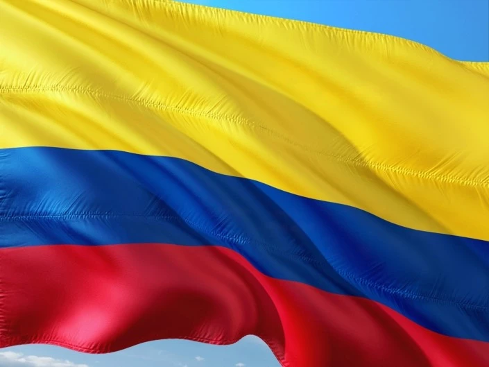 Mudanzas a Colombia -Consejos para mudarse a Colombia - Bandera de Colombia