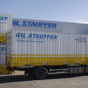 Mudanzas combinadas y mudanzas exclusivas - Camión Gil Stauffer y contenedores