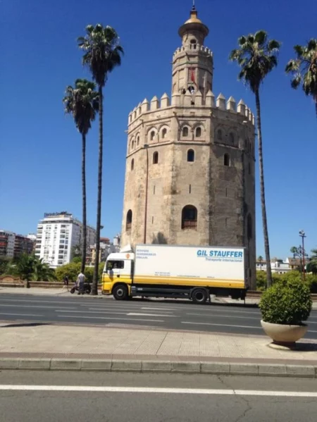 Gil Stauffer moving truck in Sevilla