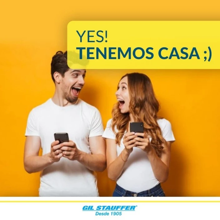 prevenir el estrés en las mudanzas - Pareja feliz