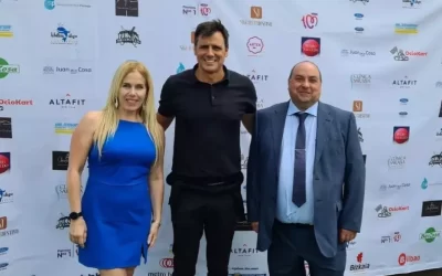 Gil Stauffer asistió a la noche de los Premios Número Cadena 100 en Bilbao
