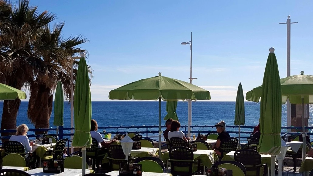 Moving to Spain - Seafront restaurant