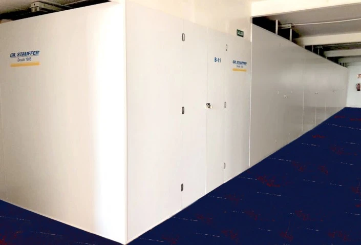 What items can be stored in a furniture repository - Trastero diferencias