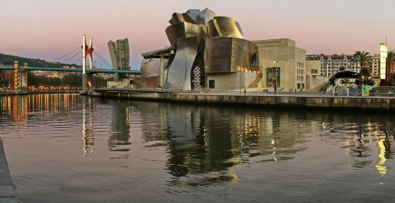 Gil Stauffer, empresa patrocinadora en los Premios Cadena 100 - Museo Guggenheim