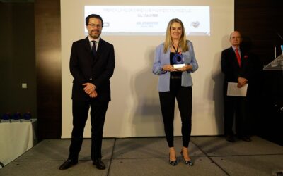 Gil Stauffer recibe el Premio Vivienda y Excelencia Empresarial de La Razón